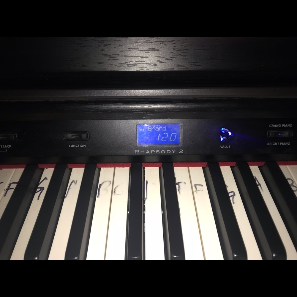 2018 piano - Picture 5 of 7